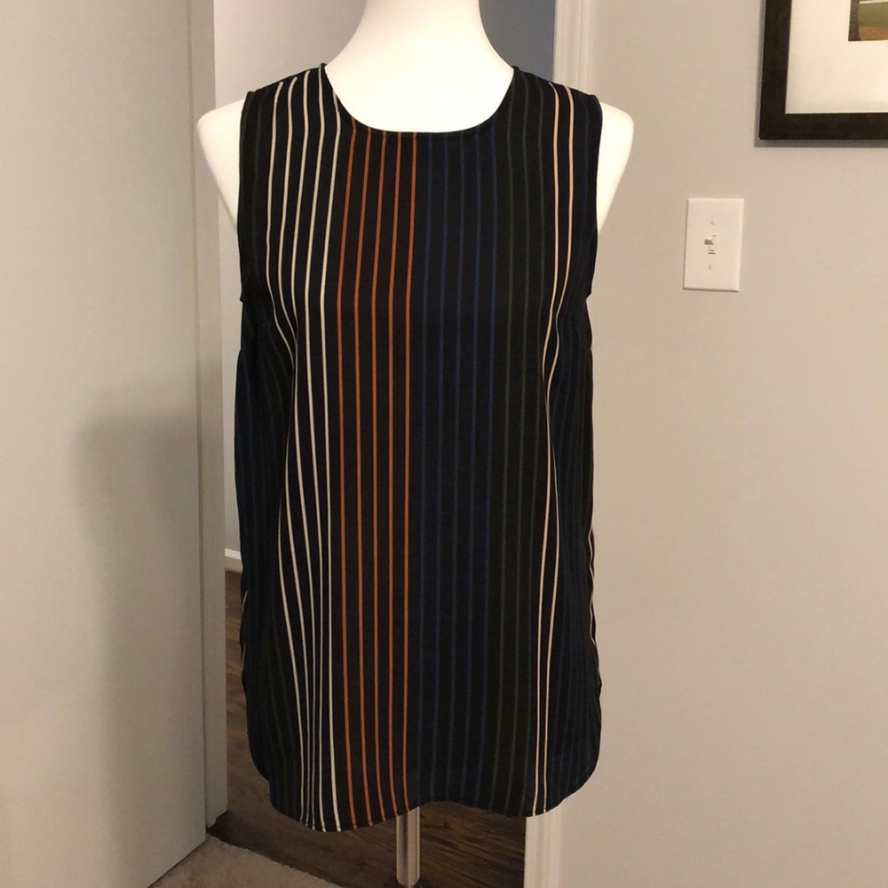 Who What Wear S Black sleeveless blouse